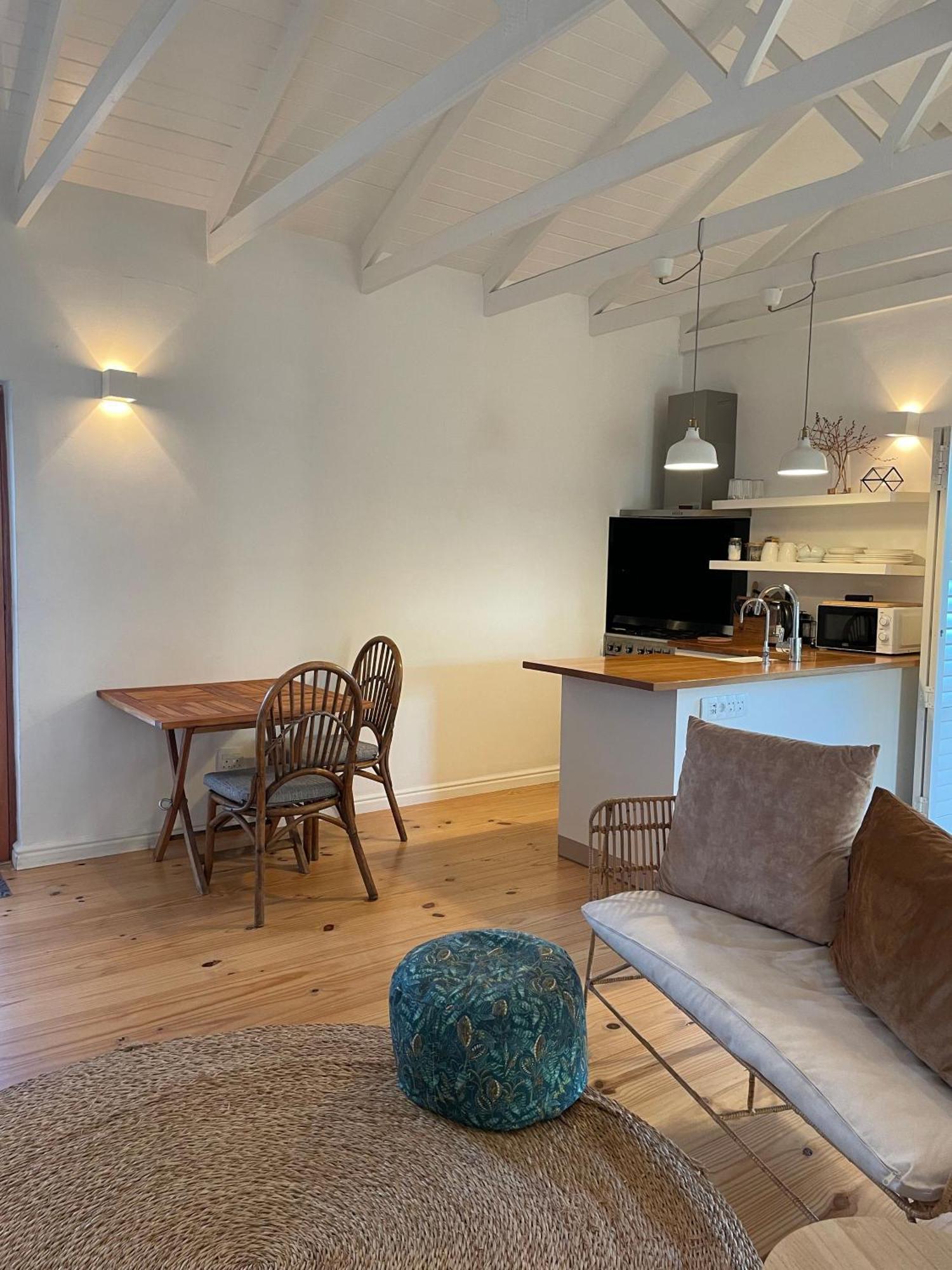 Sunset Apartment